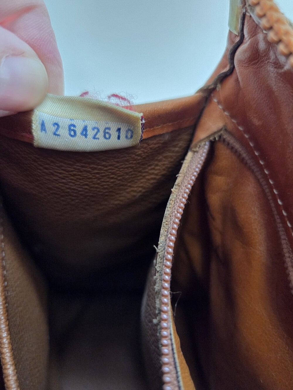 Vintage Dooney & Bourke All-Weather Leather Pebbled Leather Satchel Brown - Picture 16 of 16